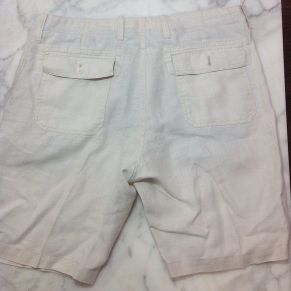 Banana Republic Linen Shorts - Picture 2 of 4